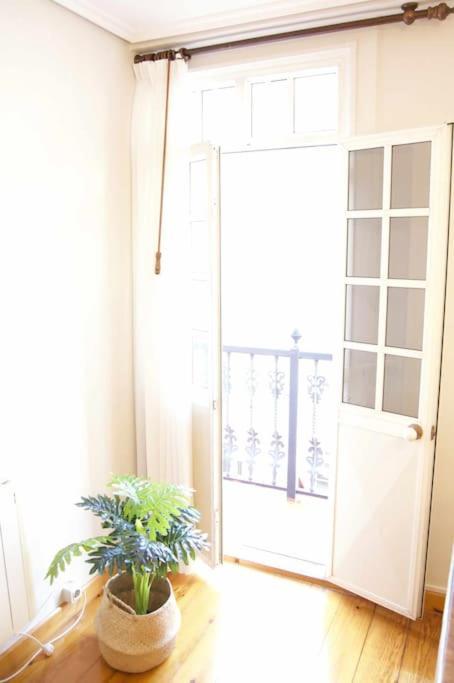 Apartamento Cuntis Ferrol Eksteriør bilde